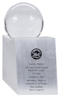 2001 MLB All Time Pinch Hit Leader Award Given To Lenny Harris
